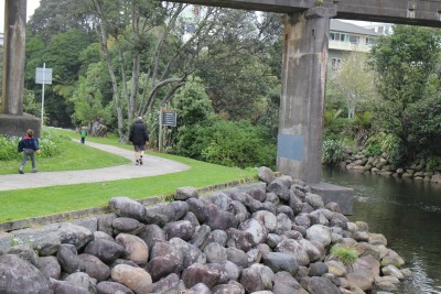 At East End you can veer off on the Te Henui walkway. You cross over the river and walk under the main road and further along behind houses and through parks to a total of 5.9 Kms.